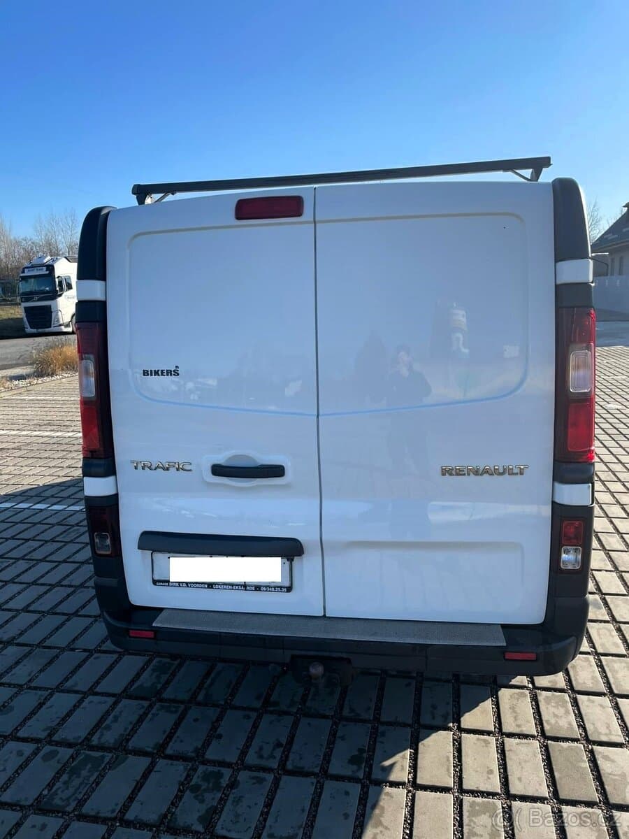 2015 Renault TRAFIC - 4