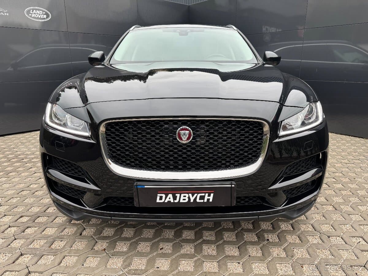 2017 Jaguar F-PACE - 4