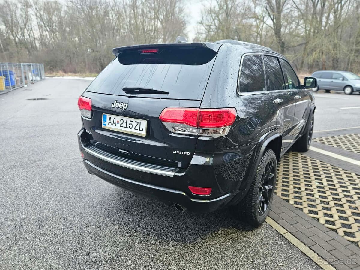 2018 Jeep CHEROKEE - 4