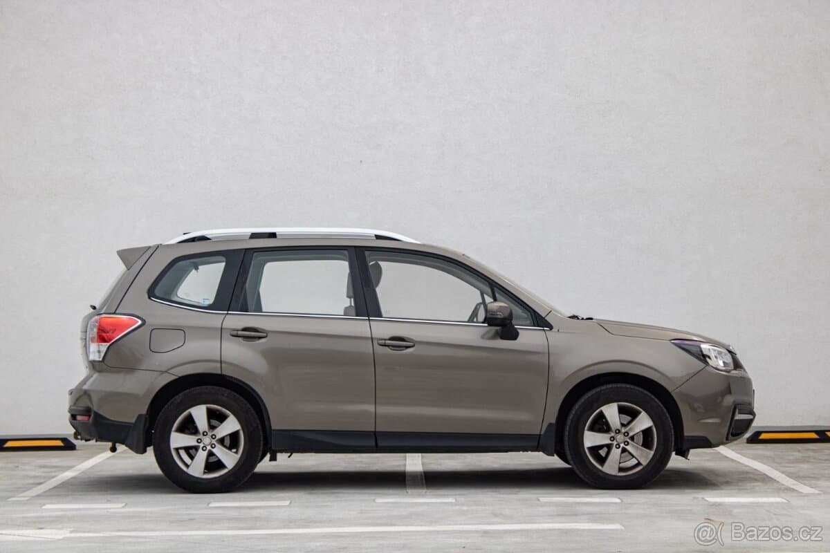2017 Subaru FORESTER - 4