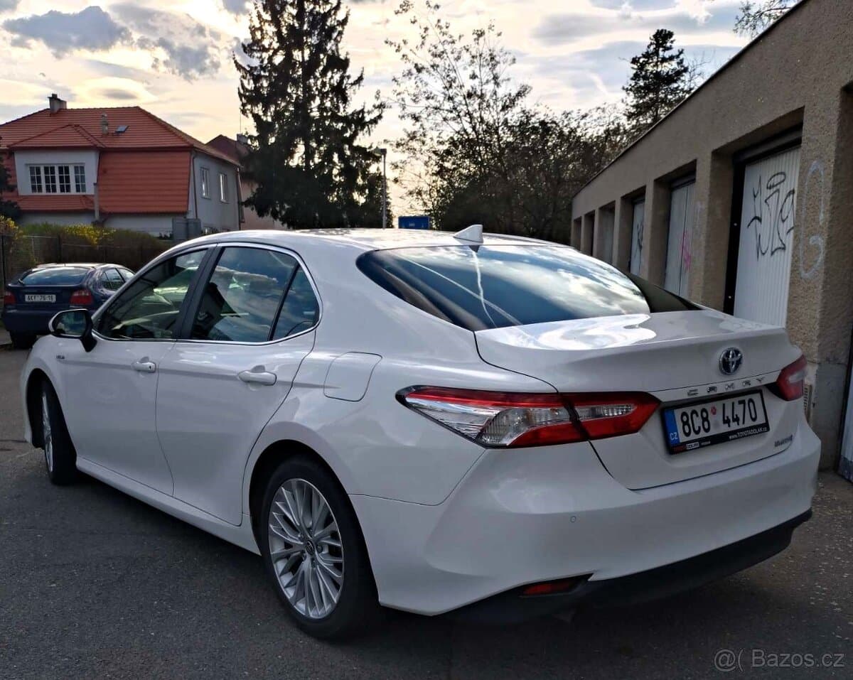 2020 Toyota CAMRY - 4
