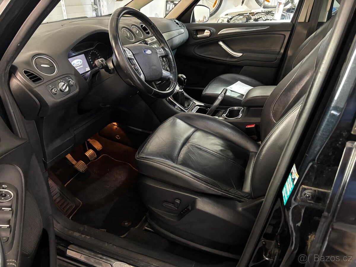 Ford S-MAX - 4