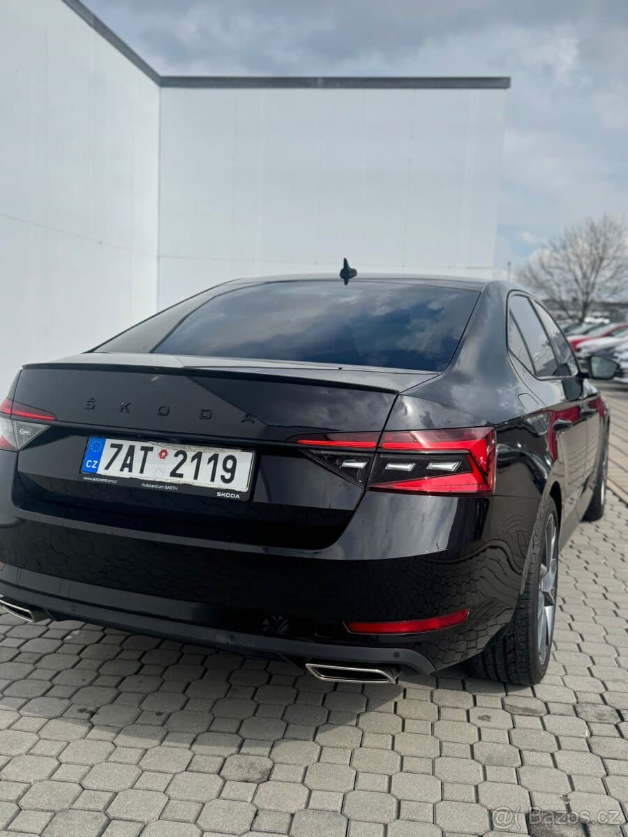 2020 Škoda SUPERB - 4