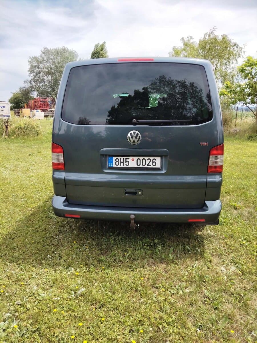 2005 Volkswagen MULTIVAN - 4