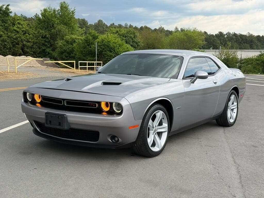 2017 Dodge CHALLENGER - 4