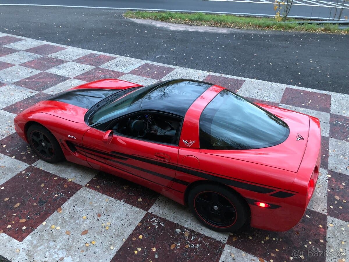 1997 Chevrolet CORVETTE - 4