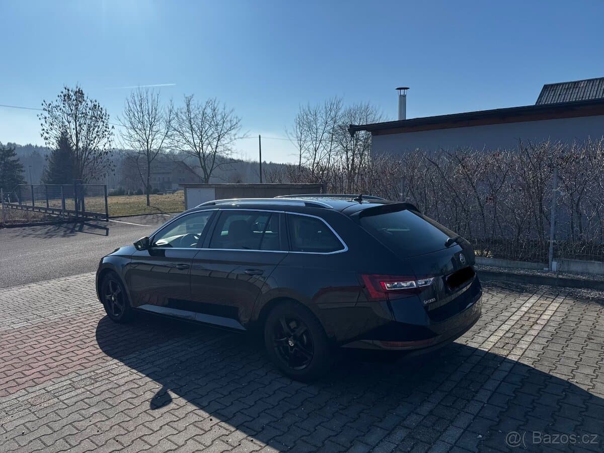 2019 Škoda SUPERB - 4