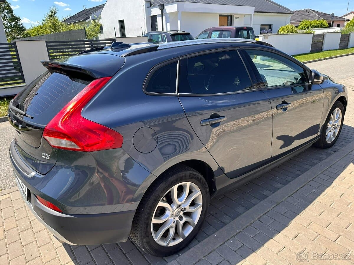 2016 Volvo V40 - 4