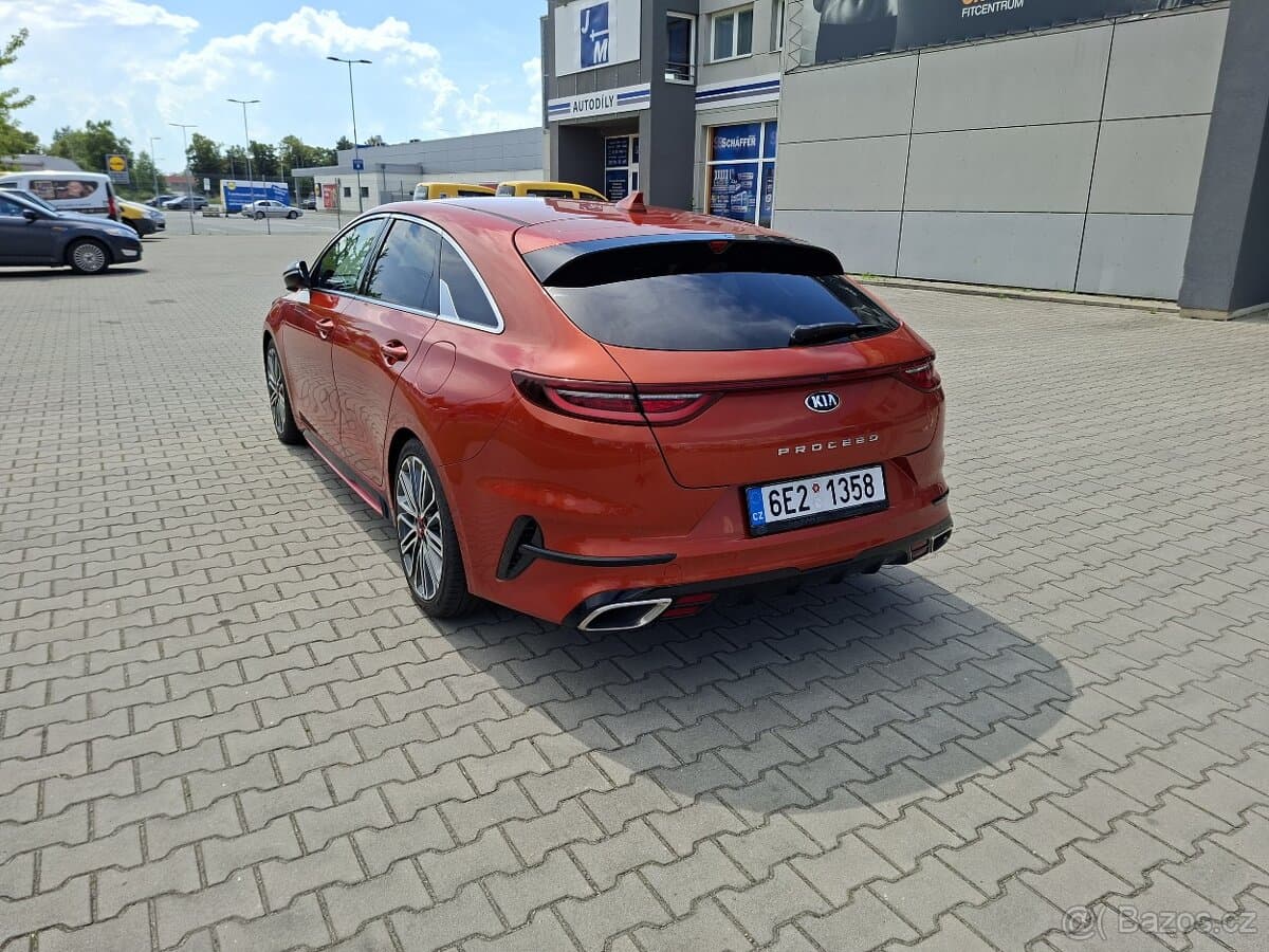 Kia PROCEED - 4