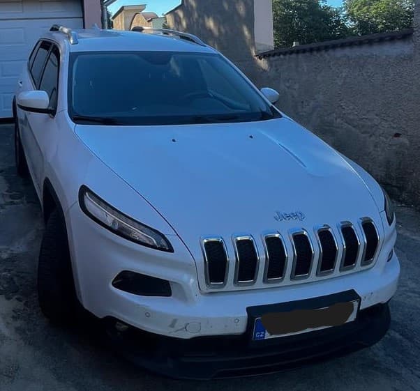 2015 Jeep CHEROKEE - 4