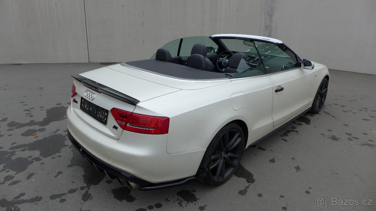 2010 Audi S5 - 4
