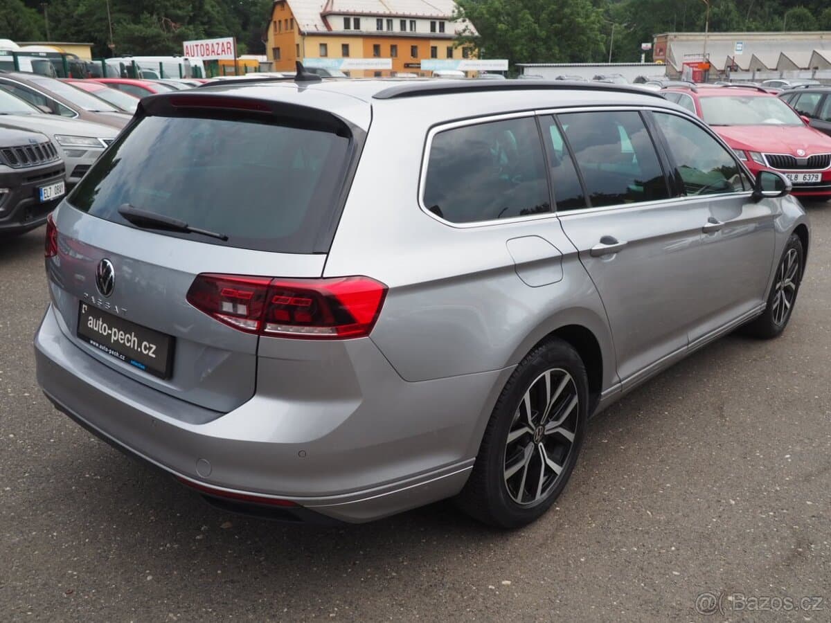 2020 Volkswagen PASSAT - 4
