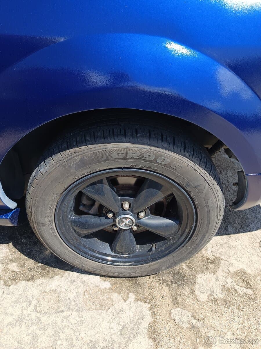 Ford MUSTANG - 4