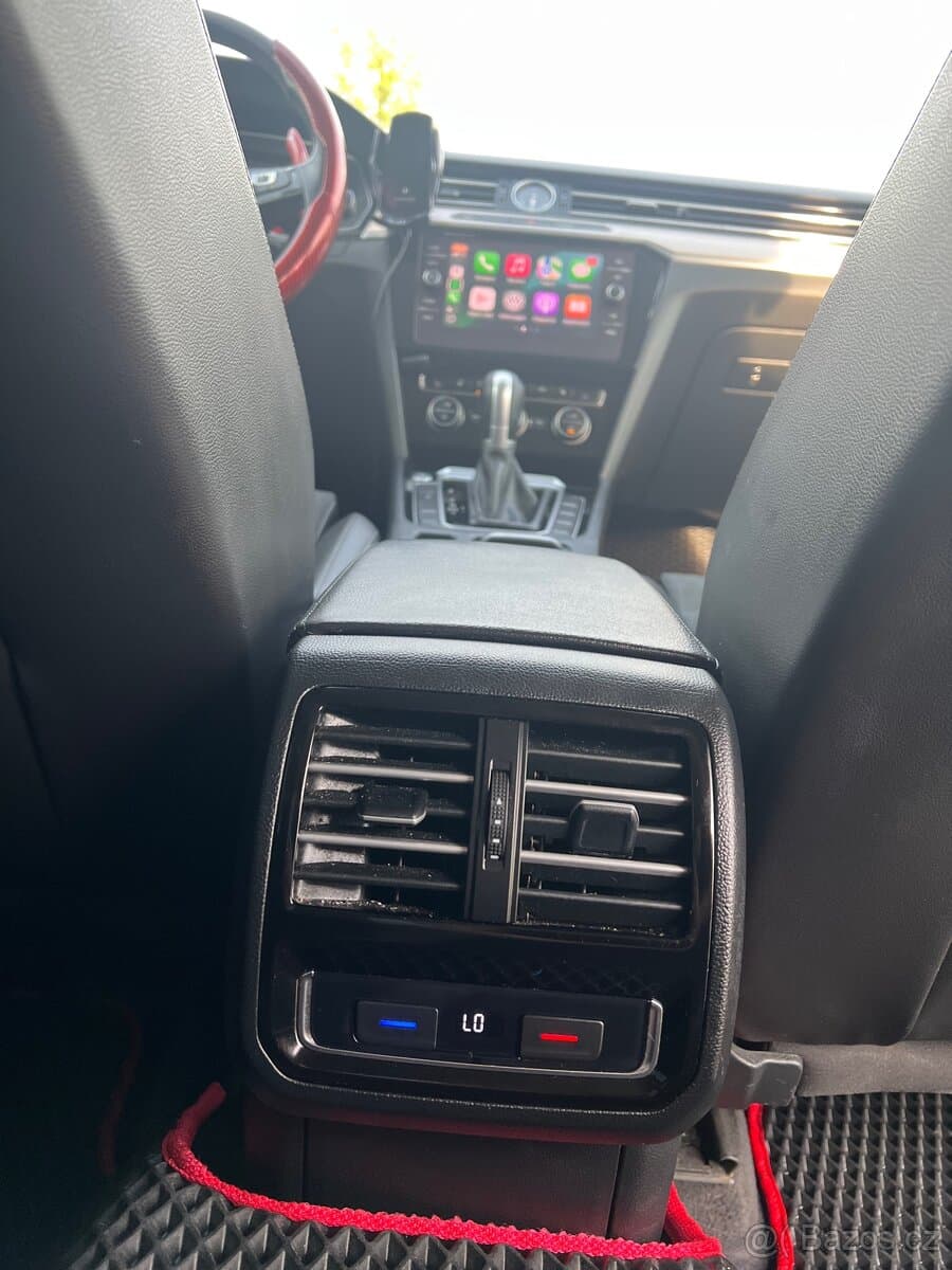 2018 Volkswagen PASSAT - 4