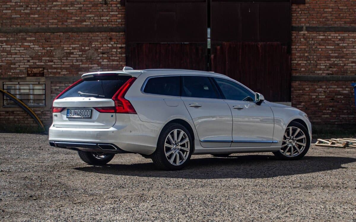 2017 Volvo V90 - 4