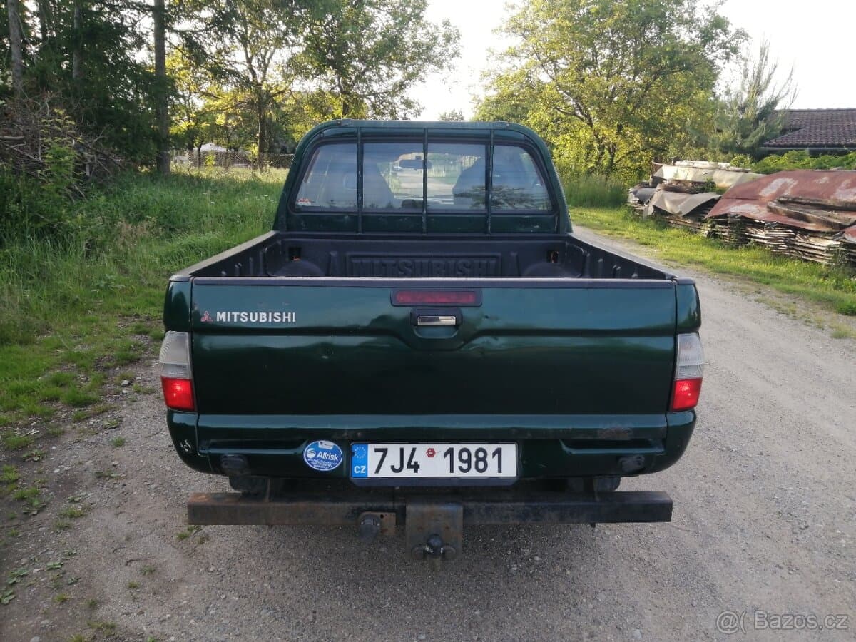 Mitsubishi L200 - 4