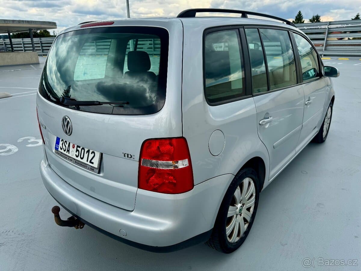 2005 Volkswagen TOURAN - 4