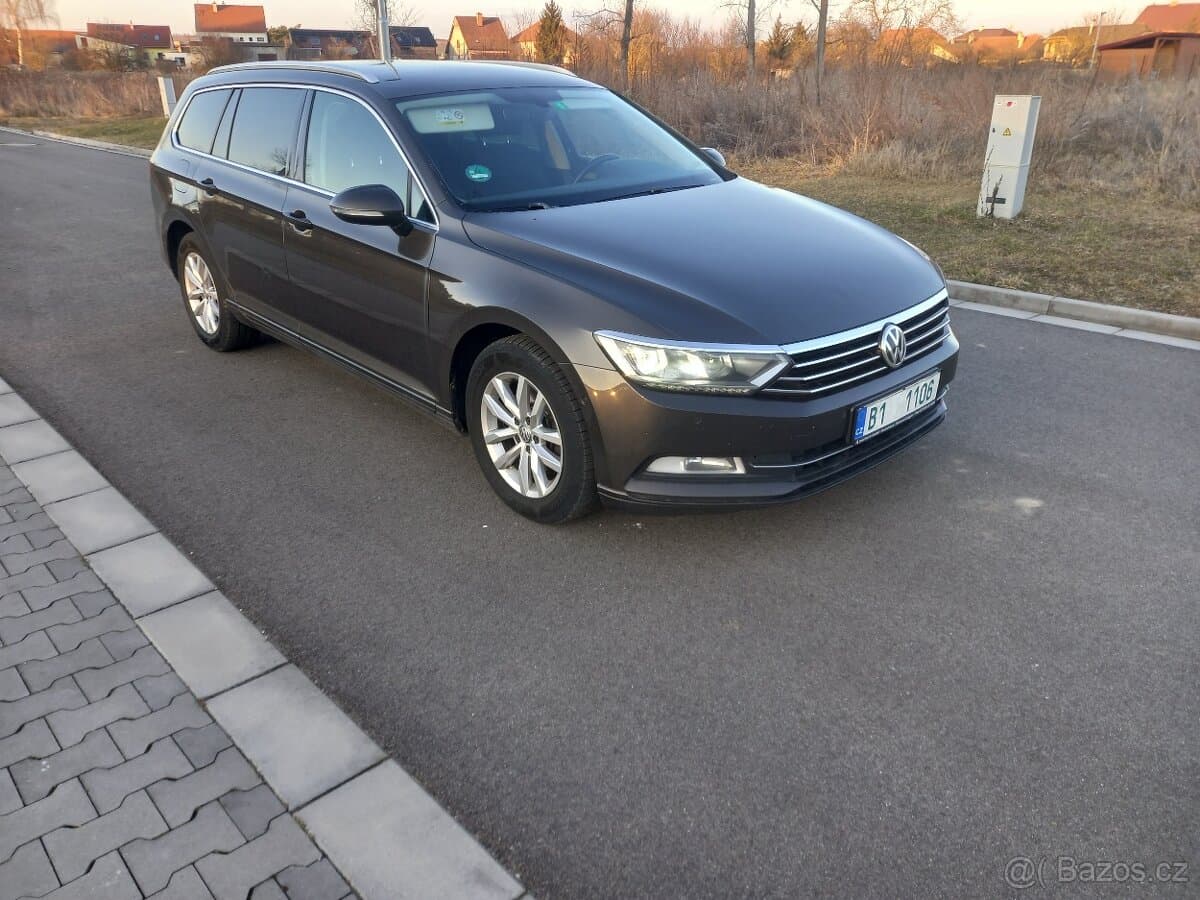 2015 Volkswagen PASSAT - 4