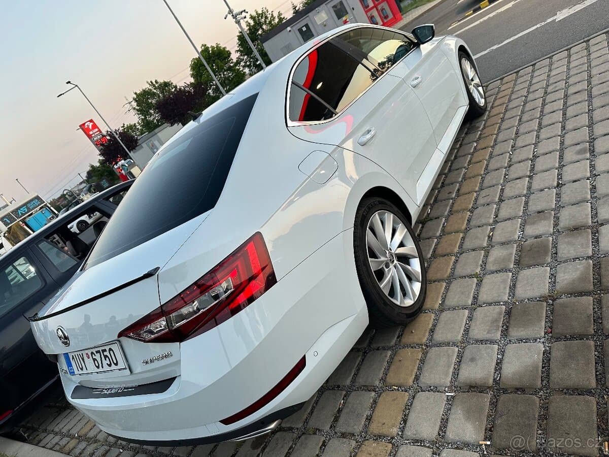 2016 Škoda SUPERB - 4