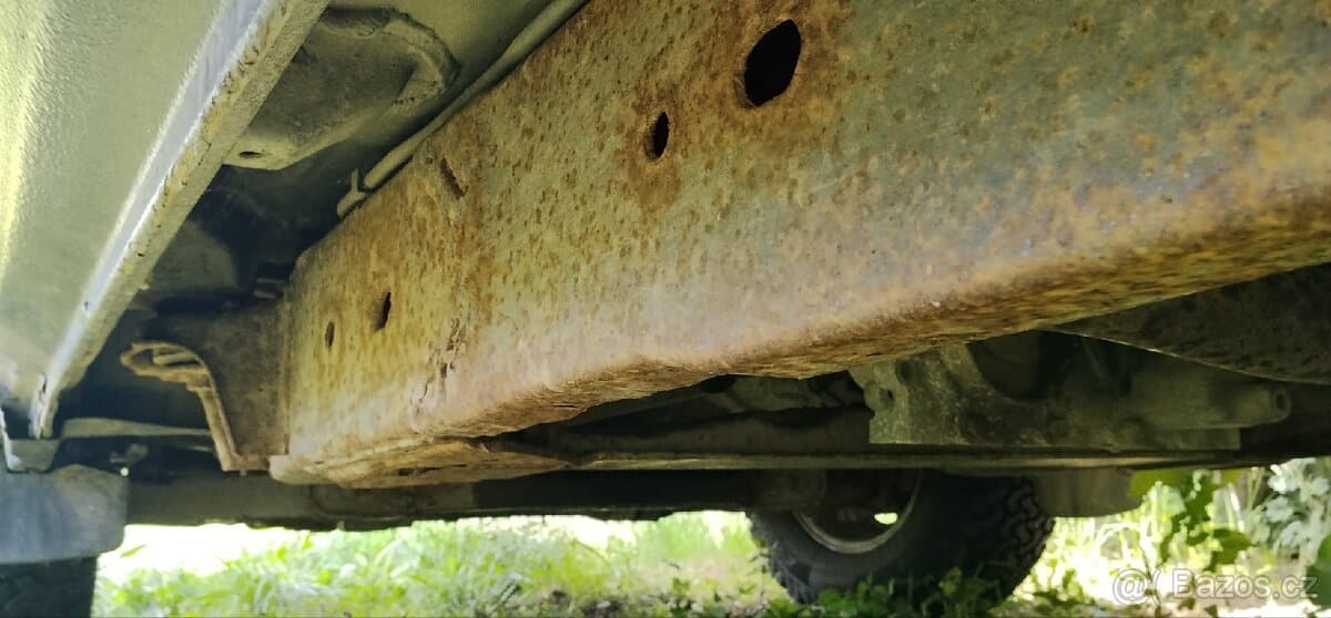 Nissan NAVARA - 4