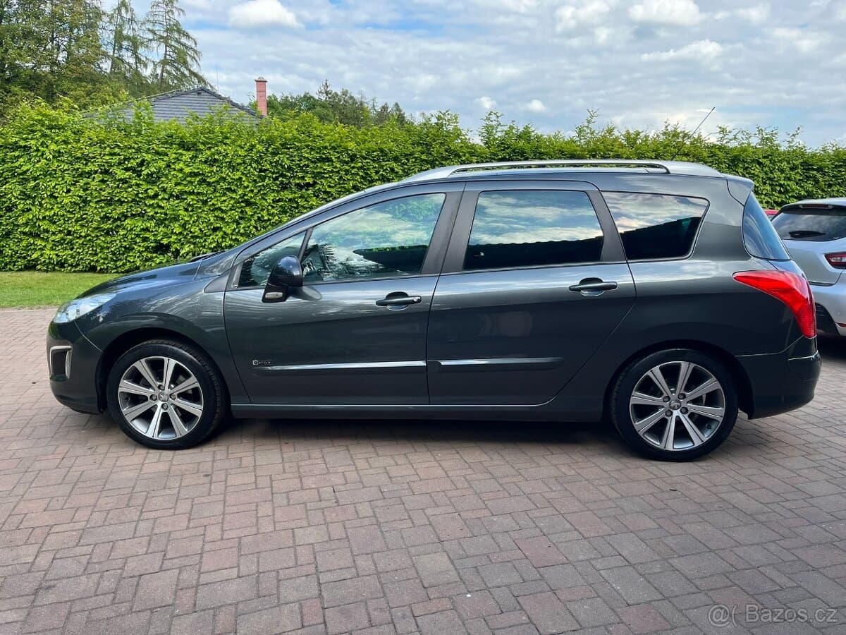 2012 Peugeot 308 - 4