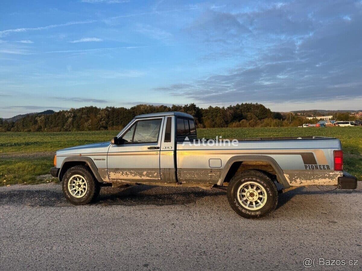 1991 Jeep CHEROKEE - 4