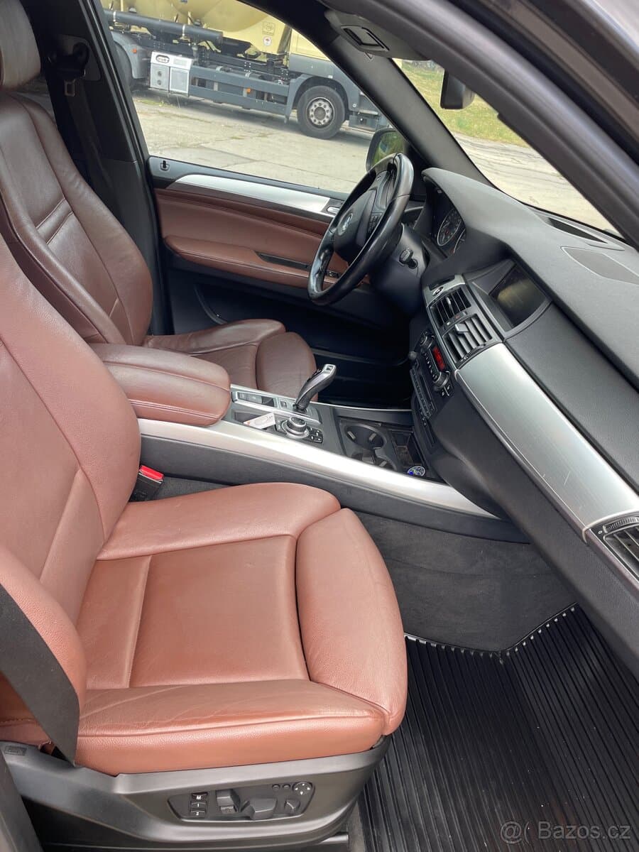 2010 BMW X5 - 4