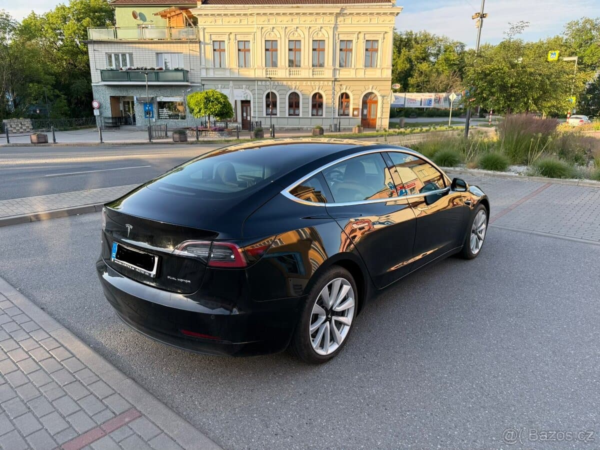 2019 Tesla MODEL 3 - 4