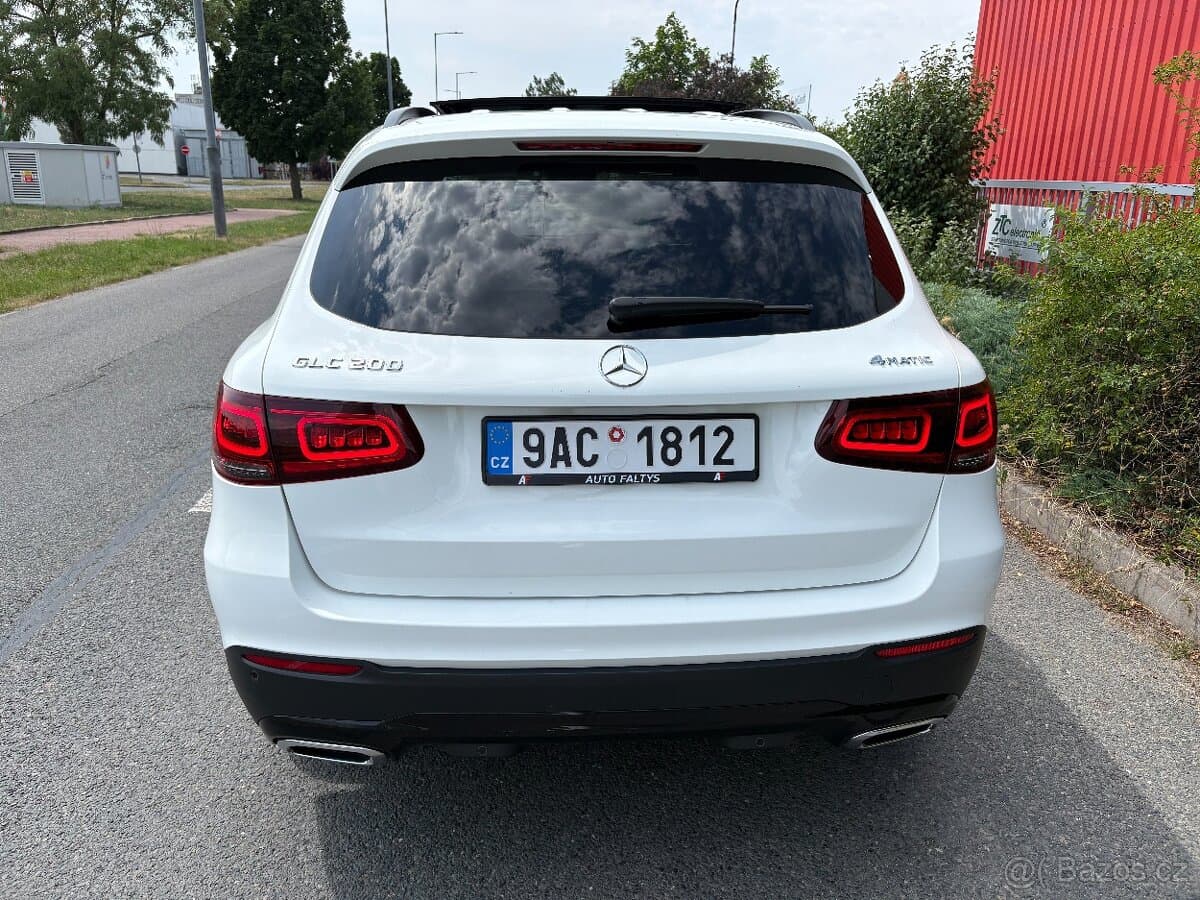2022 Mercedes-Benz GLC - 4