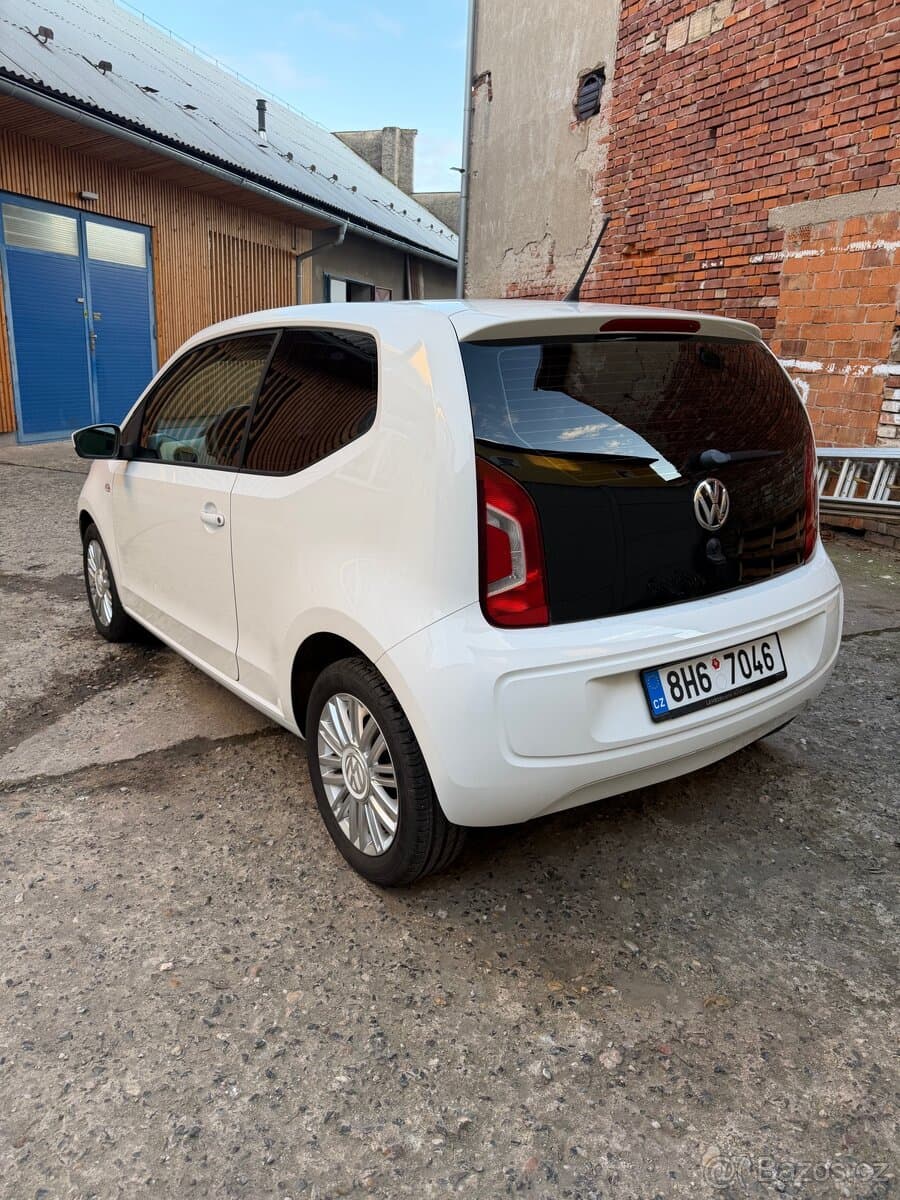2014 Volkswagen UP! - 4