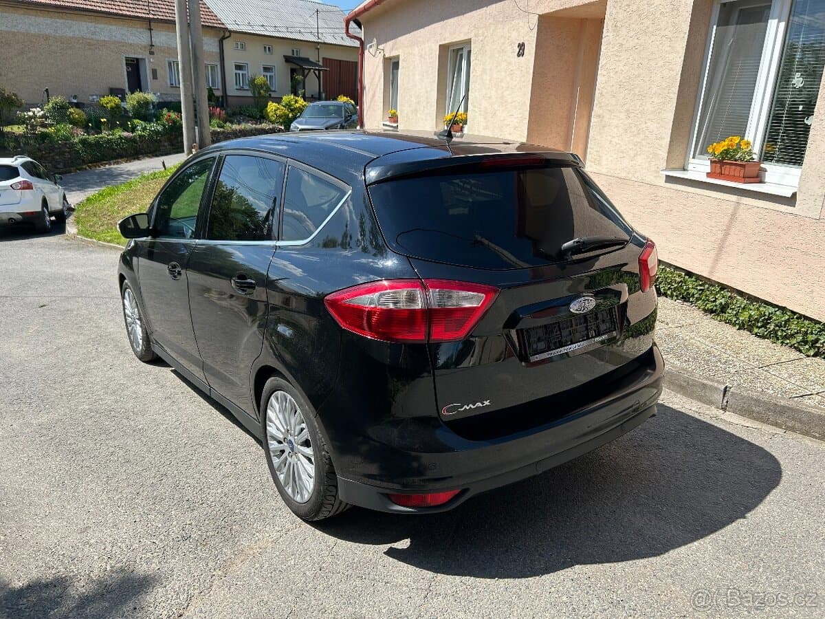 2011 Ford C-MAX - 4