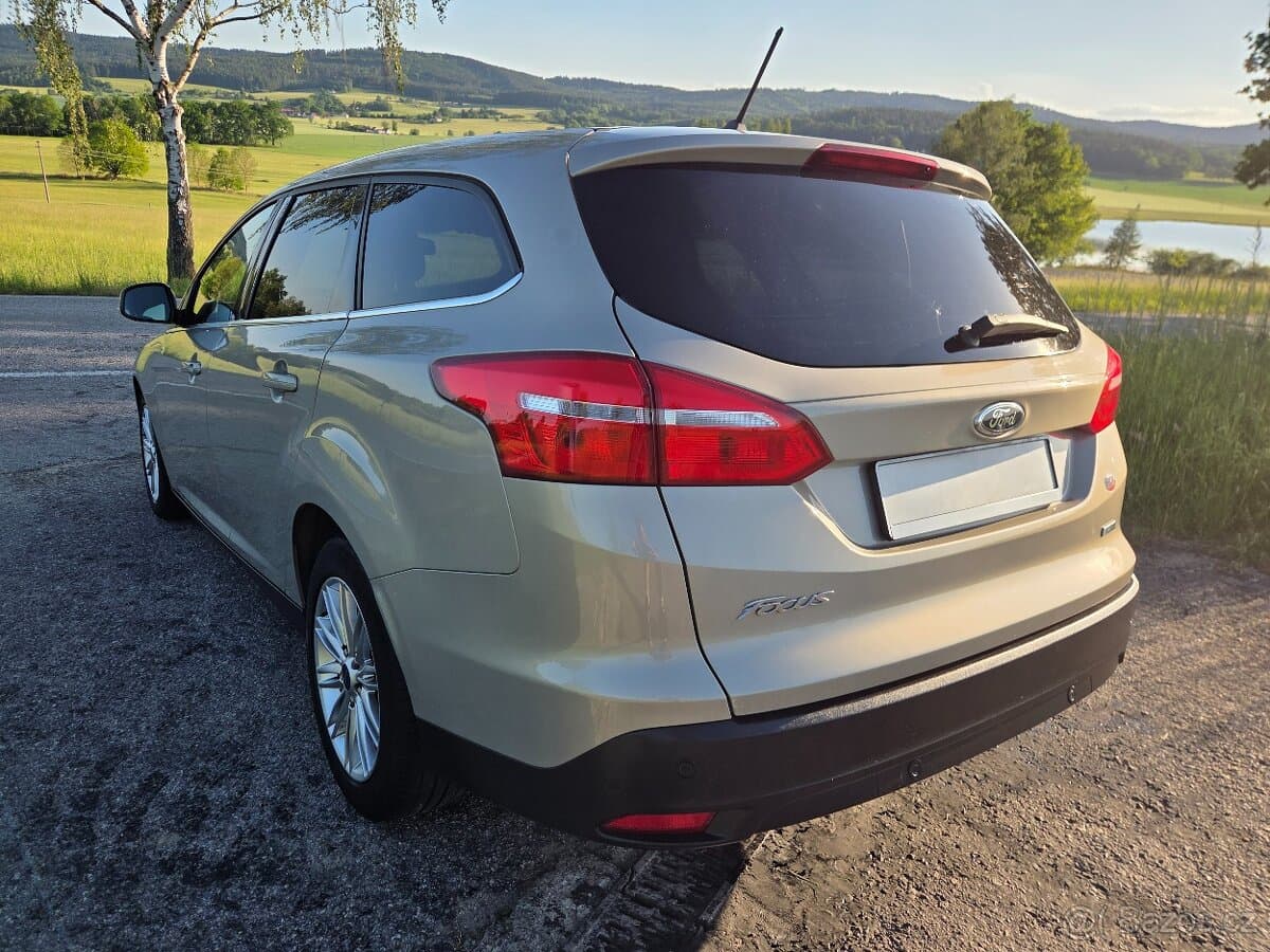 2017 Ford FOCUS - 4