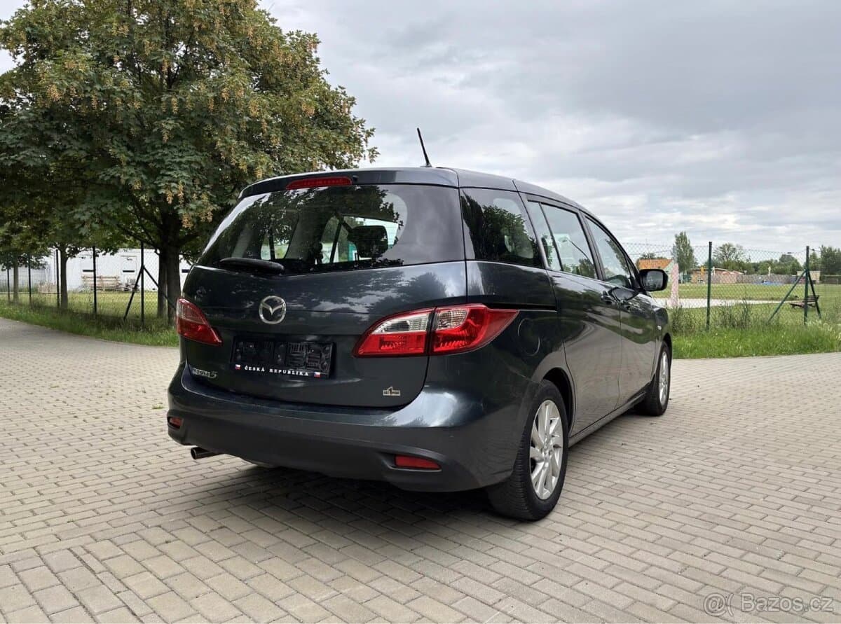 2011 Mazda 5 - 7