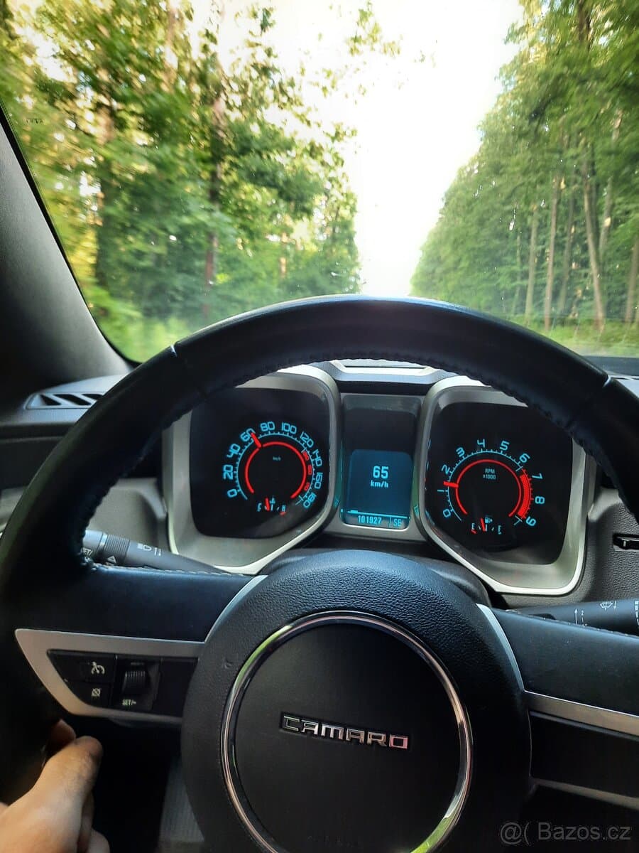 2010 Chevrolet CAMARO - 4