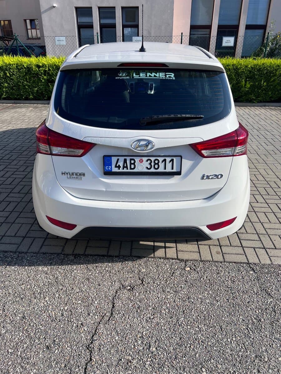 Hyundai ix20 - 4