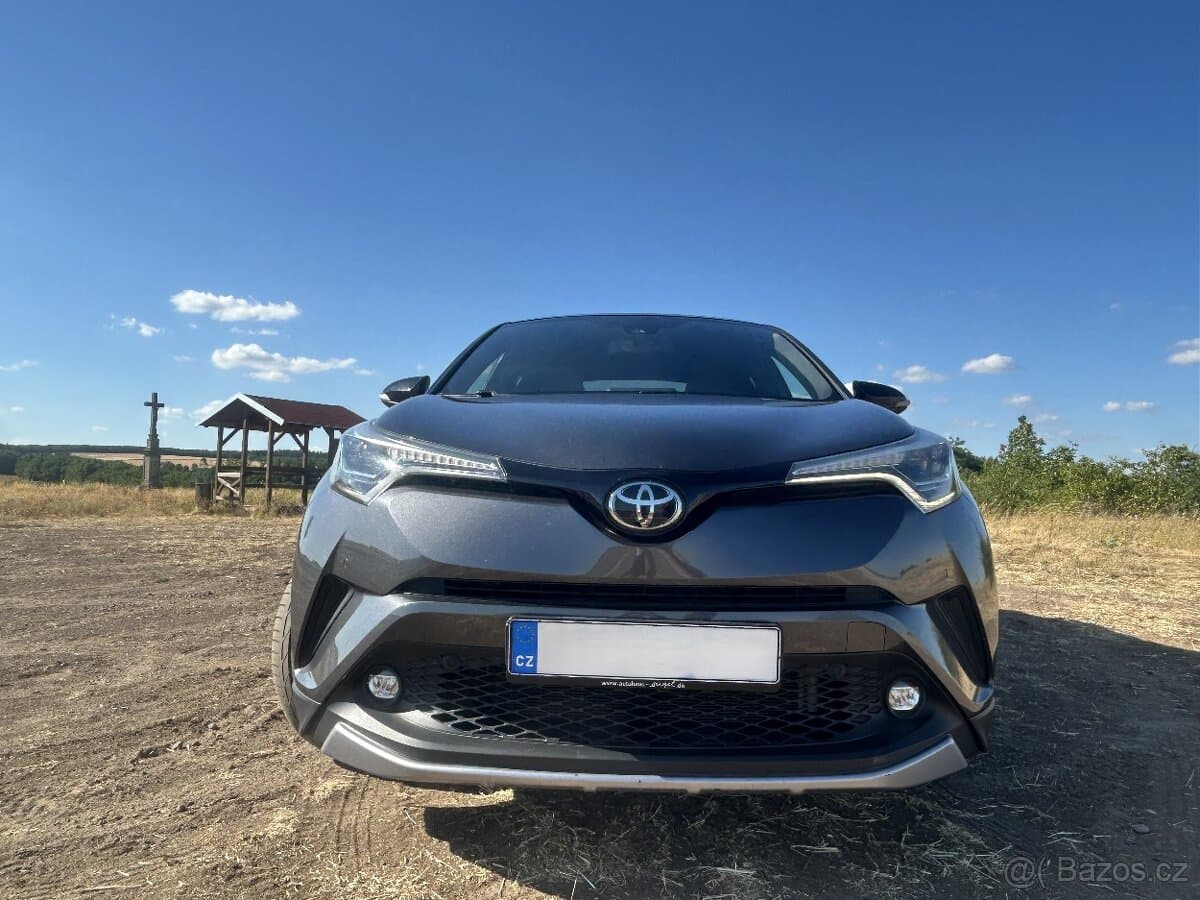 2017 Toyota C-HR - 4