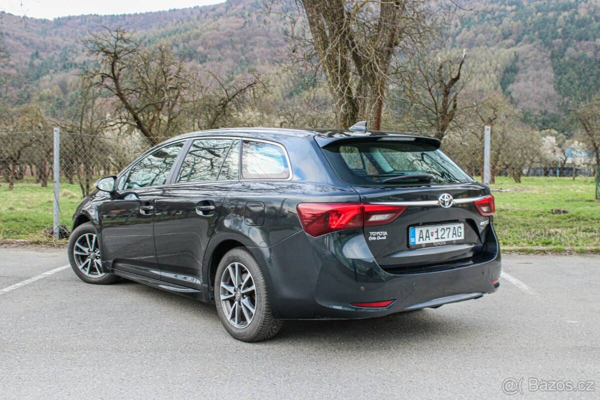 2015 Toyota AVENSIS - 4