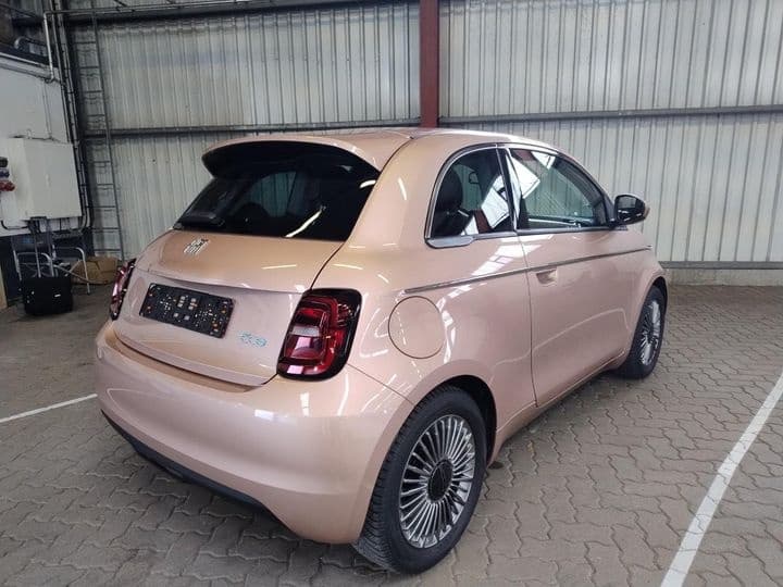 2023 Fiat 500e - 4