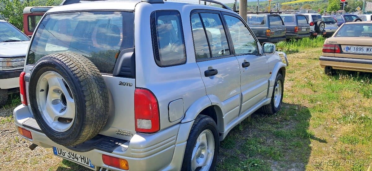 1999 Suzuki GRAND - 4