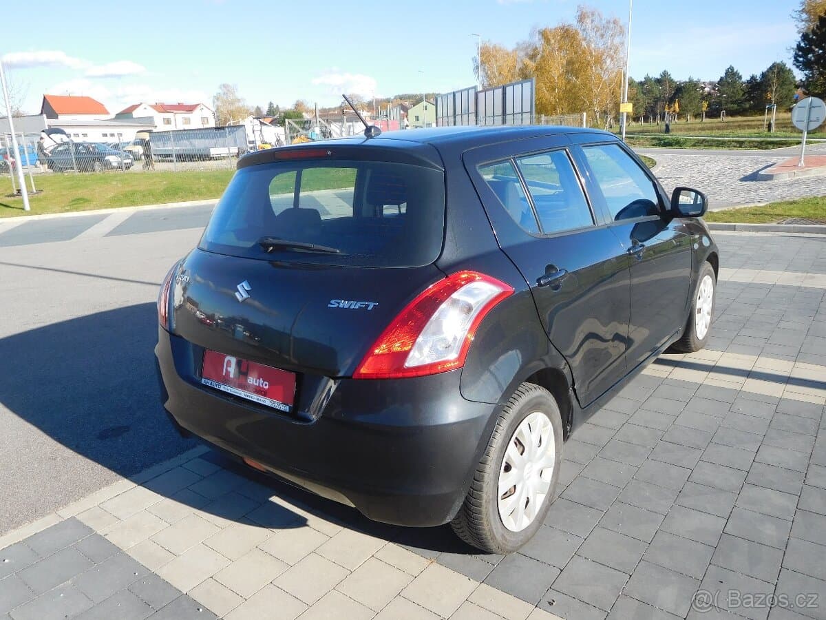2013 Suzuki SWIFT - 4