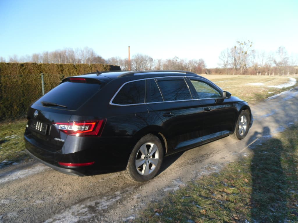 2018 Škoda SUPERB - 4