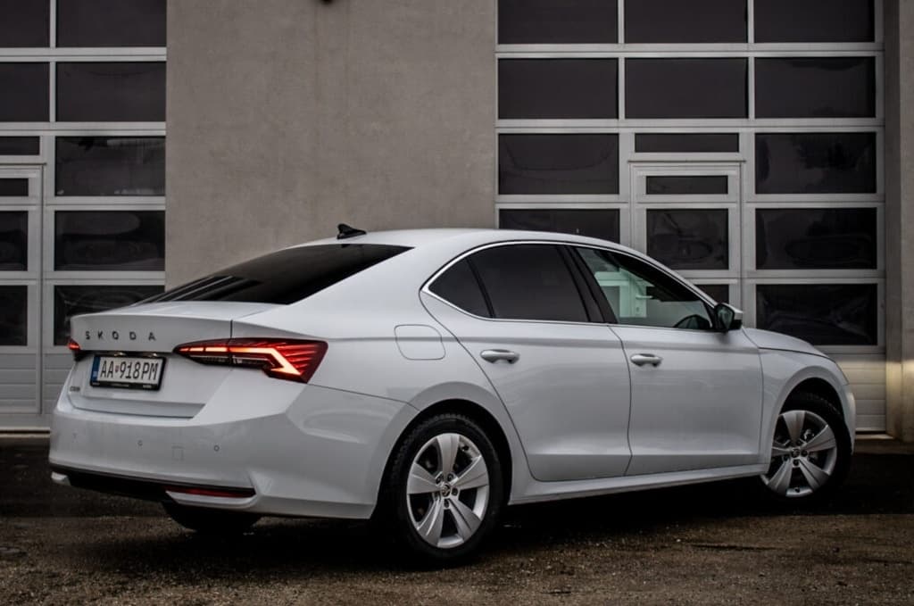 2025 Škoda OCTAVIA - 4