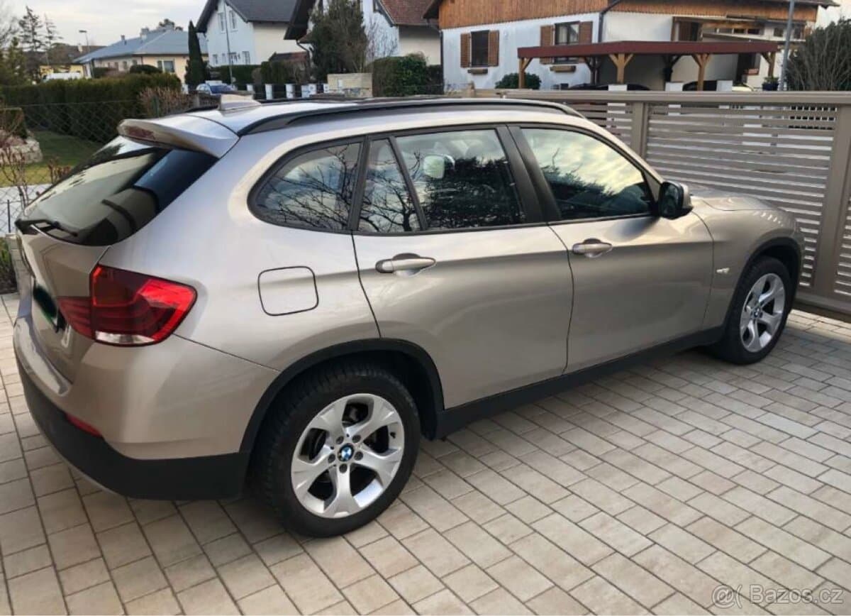 2010 BMW X1 - 4