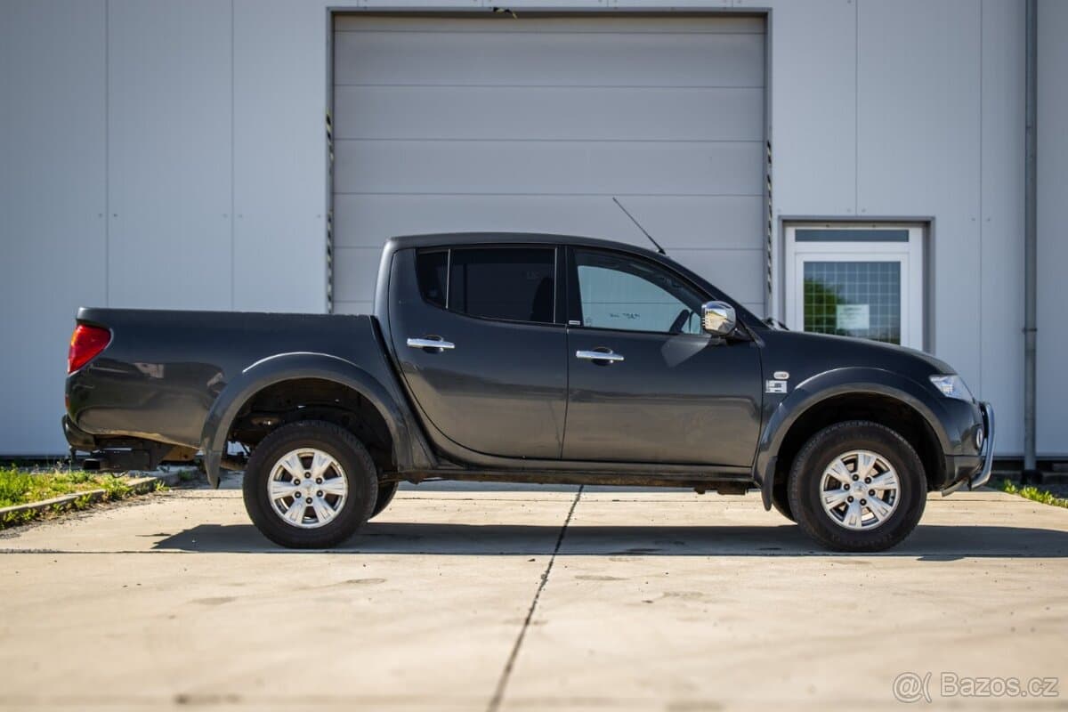 2011 Mitsubishi L200 - 4