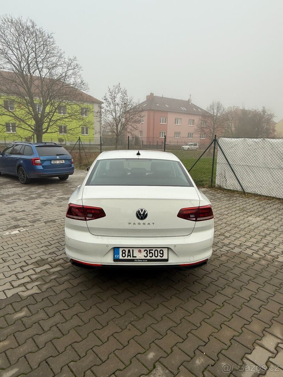 2020 Volkswagen PASSAT - 4