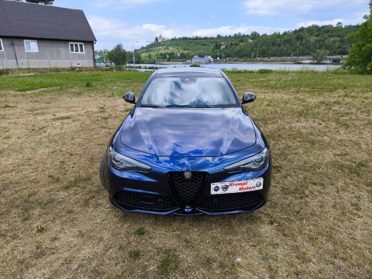2017 Alfa Romeo GIULIA - 4