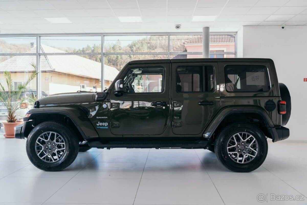 2022 Jeep WRANGLER - 4