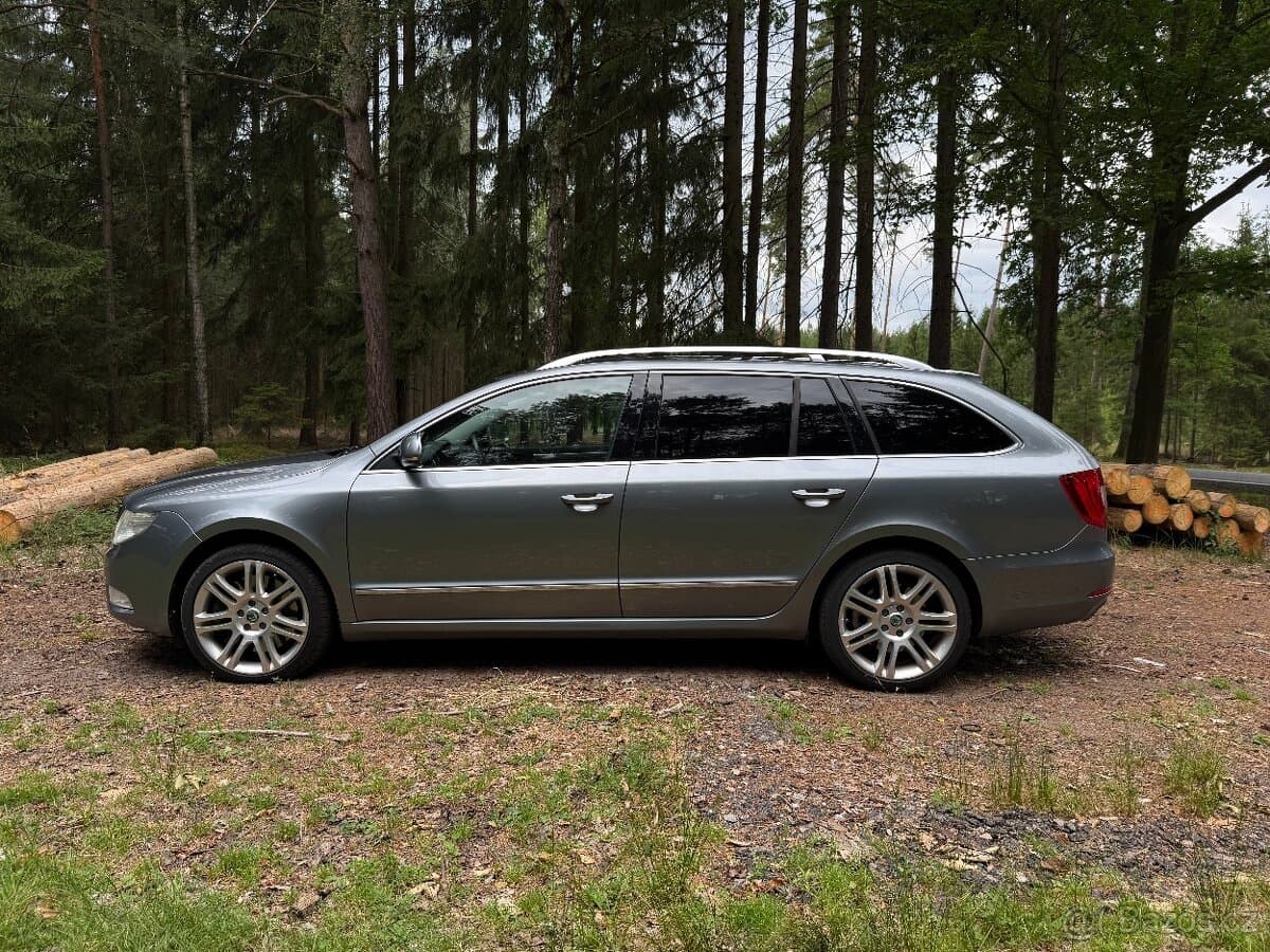 2010 Škoda SUPERB - 4