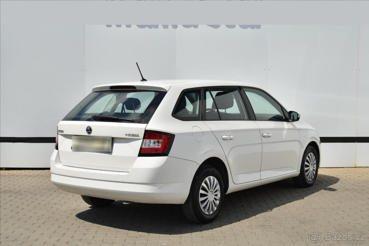 2015 Škoda FABIA - 4