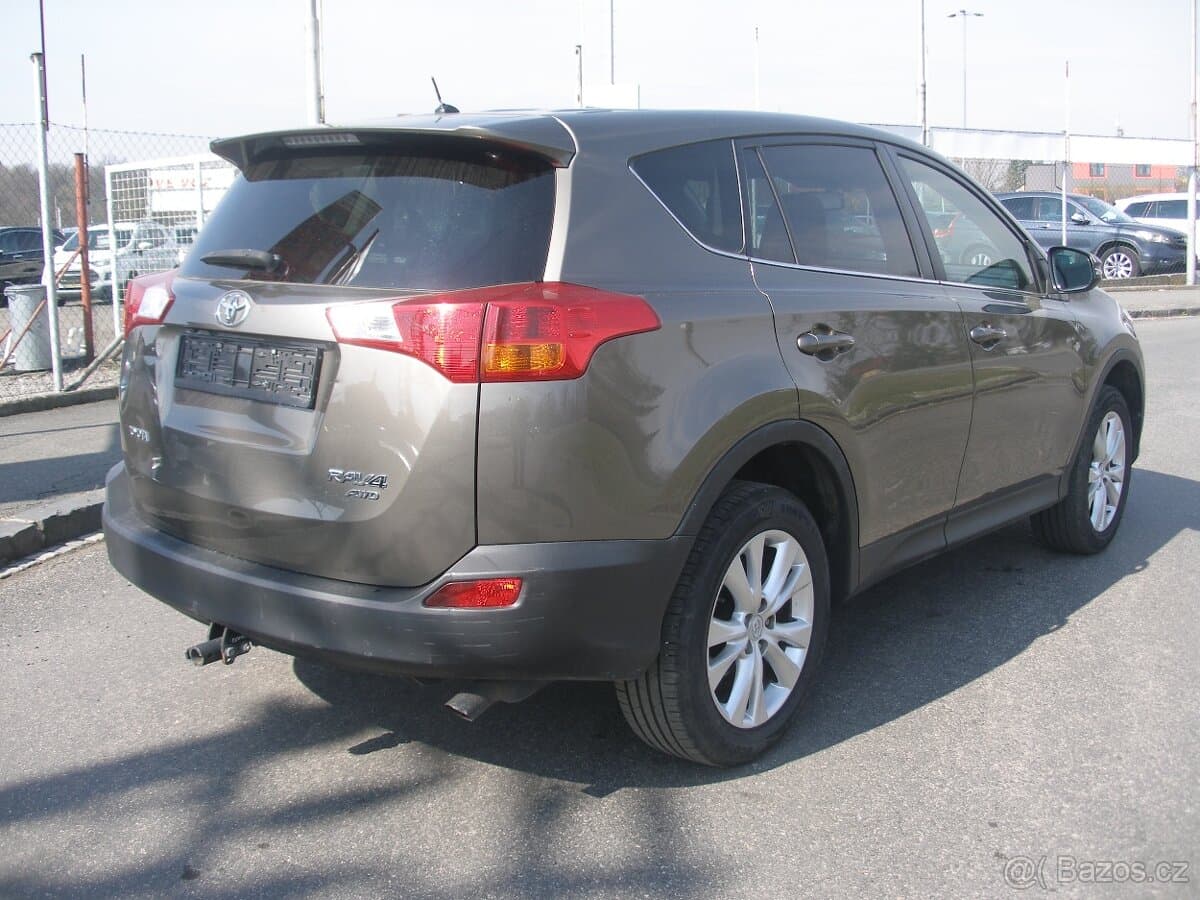 2013 Toyota RAV4 - 4